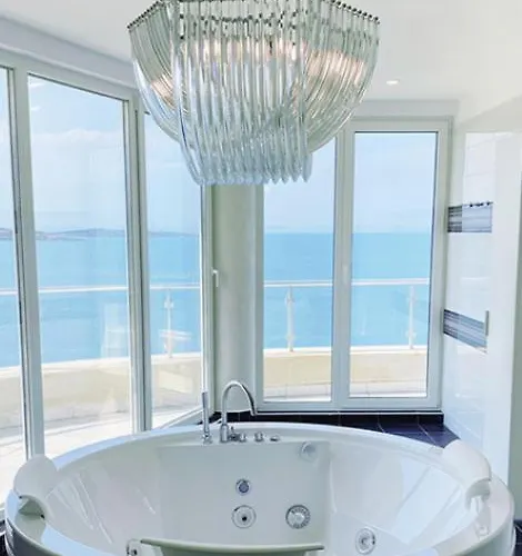 Апартхотел The Summer