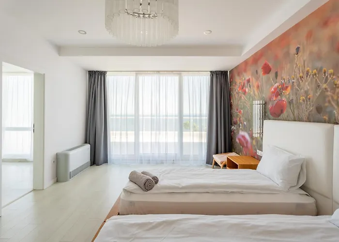 The Summer Апартхотел 4*